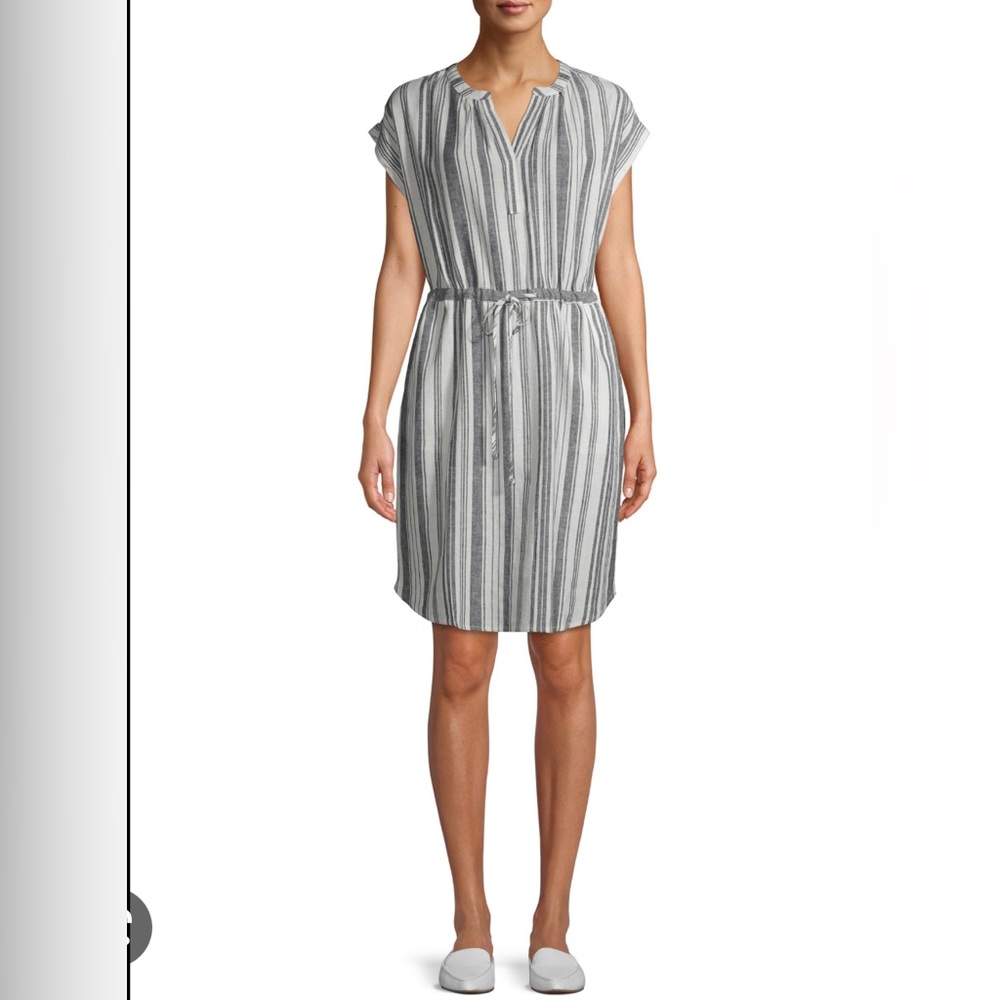 Time and Tru Women’s Cinched Waist Linen Blend Dress